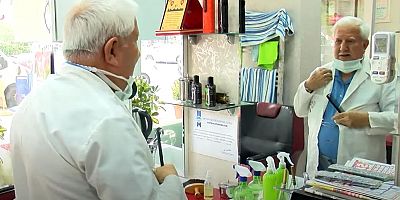 Kayserili Usta Yarım Asırdır Tıraş Yapıyor
