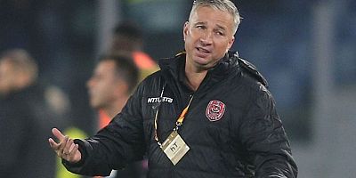 Kayserispor'da Teknik Direktör Petrescu İle Yollar Ayrıldı
