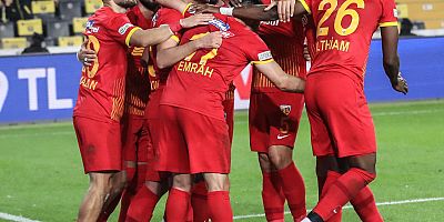 Kayserispor, Sahasında Fenerbahçe'yi Ağırlıyor