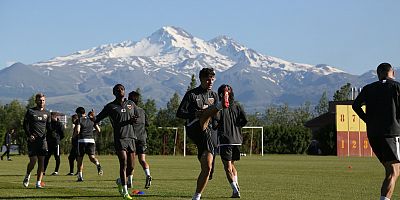 Kayserispor Salgın Sürecinde Hazırlıklarını Sürdürüyor