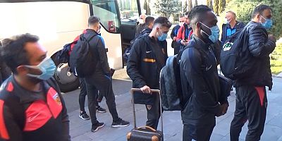 Kayserispor'un İstanbul Yolculuğu Başladı