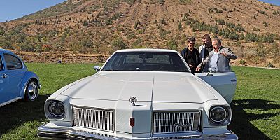 Klasik Otomobiller Ali Dağı’na Çok Yakıştı
