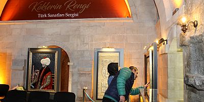Köklerin Rengine İlgi Büyük