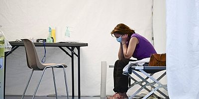 Koronavirüs artık daha öldürücü ve bulaşıcı mı?