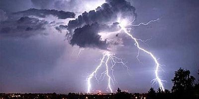 Koyun Otlatırken Yıldırım İsabet Eden Genç Öldü