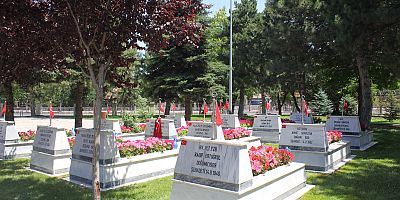 Kurban Bayramı Arefesinde Şehitler Unutulmadı