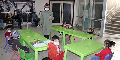 Kütüphanede Etkinlik Günü
