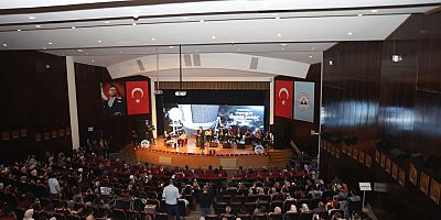 Melikgazi’de Hikâyeleriyle Bir Ömürlük Şarkılar Programına Büyük İlgi