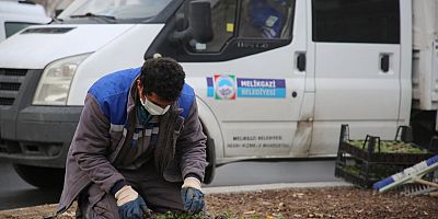 Melikgazi’nin Kavşakları Kışında Çicek Açacak