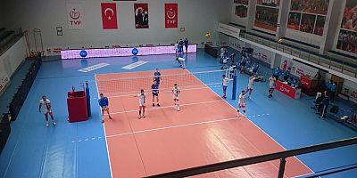 Melikgazi Voleybol Takımından 3-1 Galibiyet