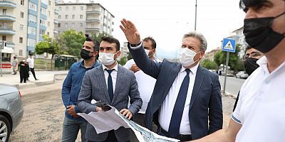 Melikgazi Yol Çalışmalarını Sürdürüyor