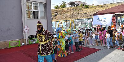 Minikler Büyükşehir’in Çocuk Şenliği’nde Buluştu