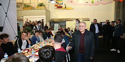 Miniklerden Başkan Büyükkılıç’a “Büyük” Sevgi