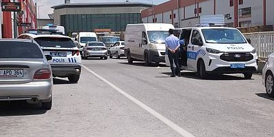 Mobilyakentte 55 Yaşındaki Esnaf Yaşamına Son Verdi