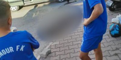 Motokurye Araç İle Çarpıştı: 1 Yaralı