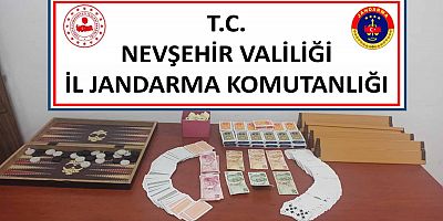 Nevşehir'de Bağ Evinde Kumar Oynayan 10 Kişiye Para Cezası