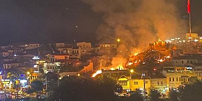 Nevşehir'de Havai Fişek Gösterisi Yangına Neden Oldu