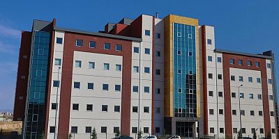 NNYÜ Diş Hekimliği Fakültesi Dekanı Gürgan, Öğrencilerle Buluştu