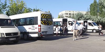 Okullar Açıldı, Servisçiler Direksiyon Başına Geçti