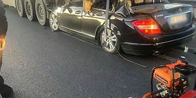 Otomobilin TIR’a Arkadan Çarptığı Kazada 1 Kişi Yaşamını Yitirdi