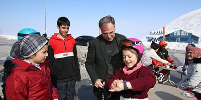 Özdoğan: Gençlerimizi Milli Sporcu Olarak Görmek İstiyoruz