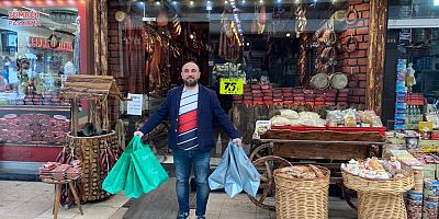 Pastırmacı Tolga’dan İhtiyaç Sahibi 50 Çocuğa Bayramlık Hediyesi