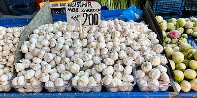 Pazar Tezgahlarının En Pahalı Ürünü Sarımsak, En Ucuz Ürün Patates Oldu