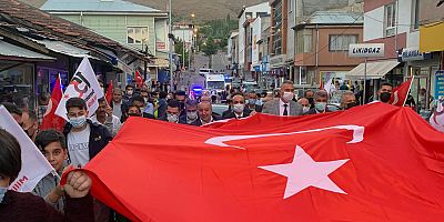 Pınarbaşı 15 Temmuz'da Tek Yürek Oldu
