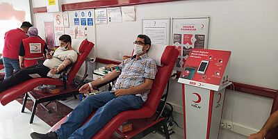 Pozitif Gençlik Spor ve İzcilik Kulübü'nden Türk Kızılay'ına Destek