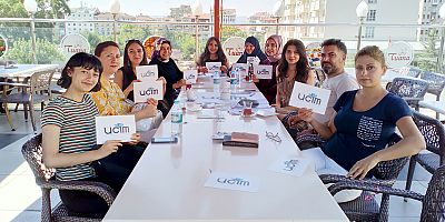 Saadet Öğretmen, ekibi ile çocuğa istismara savaş açtı