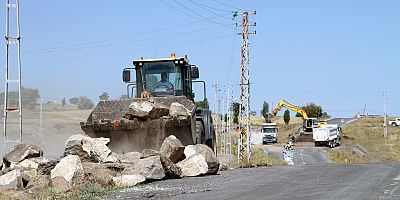 Sakaltutan Girişinde Yol Çalışması