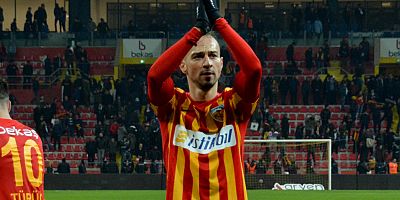 Şamil Çinaz, Kayserispor'dan Ayrıldığını Duyurdu