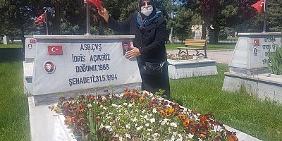Şehit Annesi, Anneler Gününde Oğluna Gitti