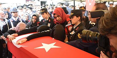 Şehit Bozlağan, Gözyaşları İçinde Son Yolculuğuna Uğurlandı