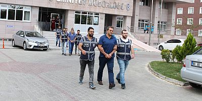 Şeker’in eski genel müdür yardımcısı FETÖ’den hakim karşısında