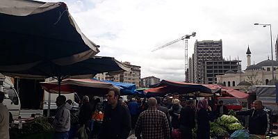 Semt Pazarında Fiyatlar Yükseldi