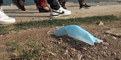 Sokağa Atılan Maskeler Tehlike Saçıyor!