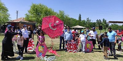Sultan Sazlığı’nda Uçurtma Şenliği