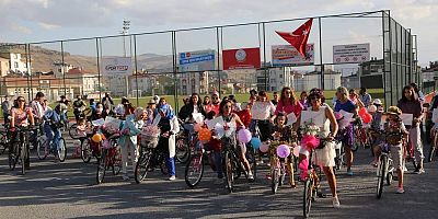 Süslü Kadınlar Bisiklet Turunun İkincisi Yapıldı