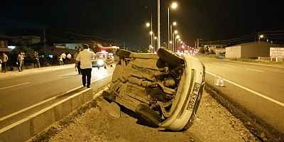 Takla Atan Otomobilde 3 Kişi Yaralandı