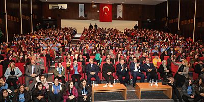 Talas Belediyesi'nden Mehmet Akif Ersoy Programı