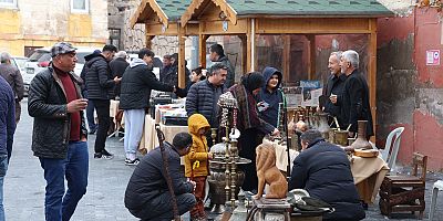 Talas’ın ‘Antika Sokağı’nda Antika Pazarı