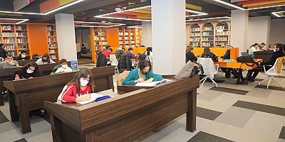 Talas’ın Kütüphanelerine Bayram Ayarı