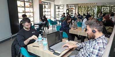 Talas Kütüphaneleri Online Eğitimde De Öğrencinin Yanında