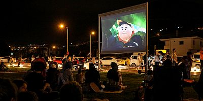 Talas’ta Açık Havada Sinema Keyfi Yeniden Başladı