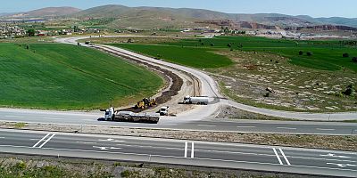 Talas'ta Asfaltlar Yenileniyor, Sökülenler Altyapı Oluyor