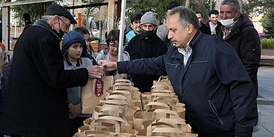 Talas’ta ‘Biz Pişirelim Siz Ulaştırın’  Bu Yılda Devam Ediyor
