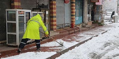 Talas’ta Karla Mücadele Ekipleri Sahada