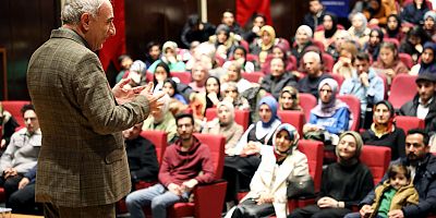 Talas'ta Nurullah Genç'ten Altın Öğütler