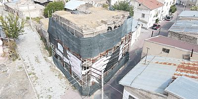 Tarihi Aslanlı Ev'in Restorasyon Çalışması Başladı